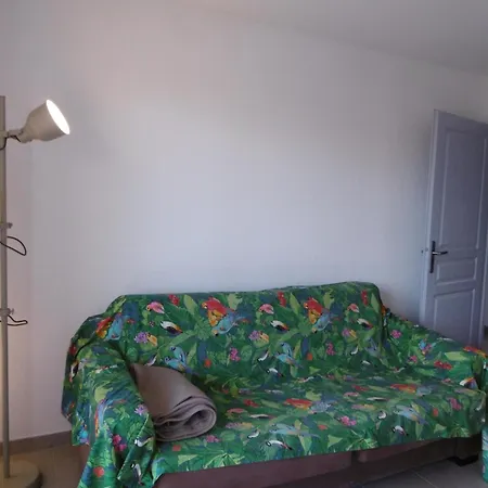 - T4 Moderne 70m² - 1er étage Avec Ascenseur - Proche - Parking - 6 Personnes - Fr-1-795-20 *