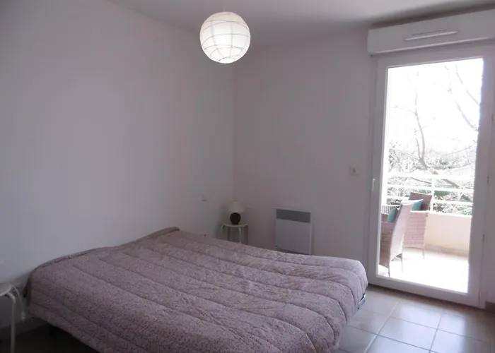 - T4 Moderne 70m² - 1er Etage Avec Ascenseur - Proche - Parking - 6 Personnes - Fr-1-795-20 Lejlighed